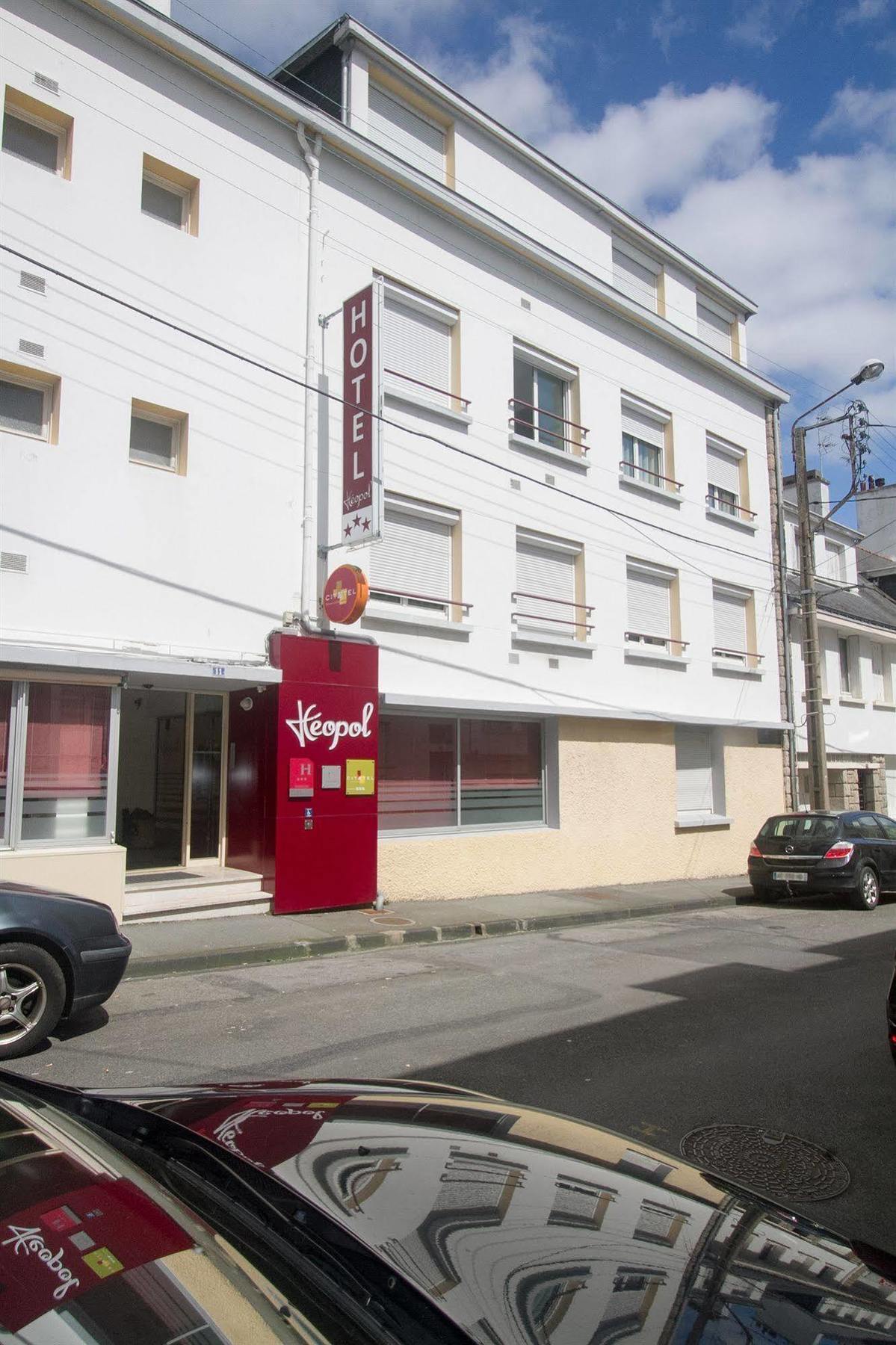 Moka Hotel Lorient Exterior foto
